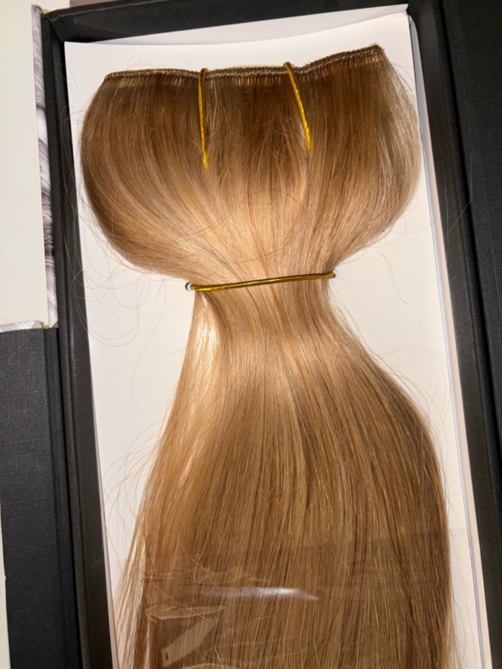 Blinde halo Hair Extension - Unbranded